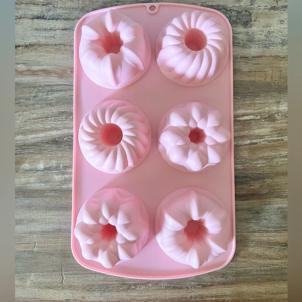 Silicone Baking Craft Molds Bundle Wilton Cactus Pink Bundt Heart Cake Pop Set